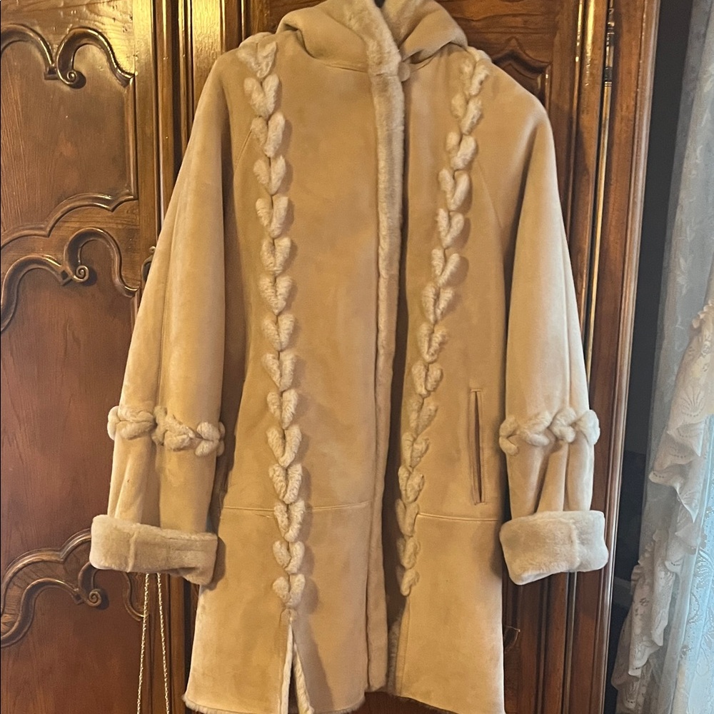 CHRISTIA by  HANAK Shearling Fur coat